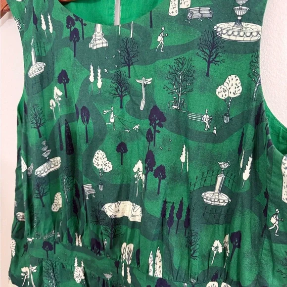 Emily and Finn green
London Park scene midi dress graphic print - Picture 4 of 5